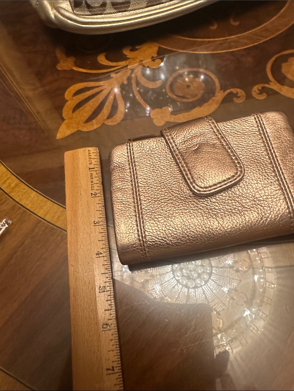 Fossil Metallic Rose Gold Leather Wallet - Picture 8 of 8